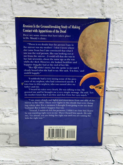 Reunions: Visionary Encounters with Departed Loved Ones