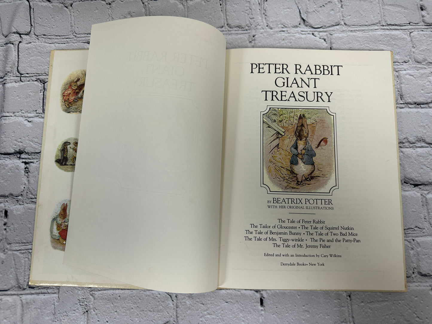 The Giant Treasury of Peter Rabbit by Beatrix Potter [1980]