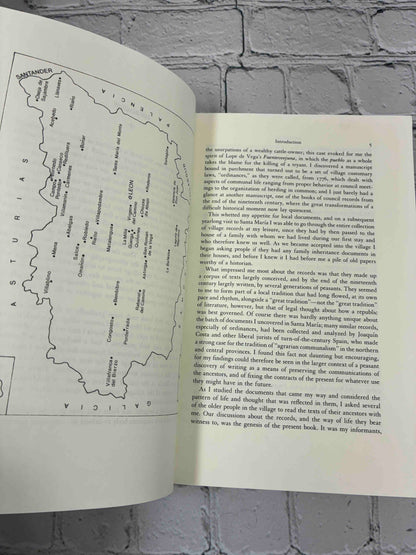 The Presence of the Past in a Spanish Village by Ruth Behar, Princeton University Press Paperback - map of Leon province and text page
