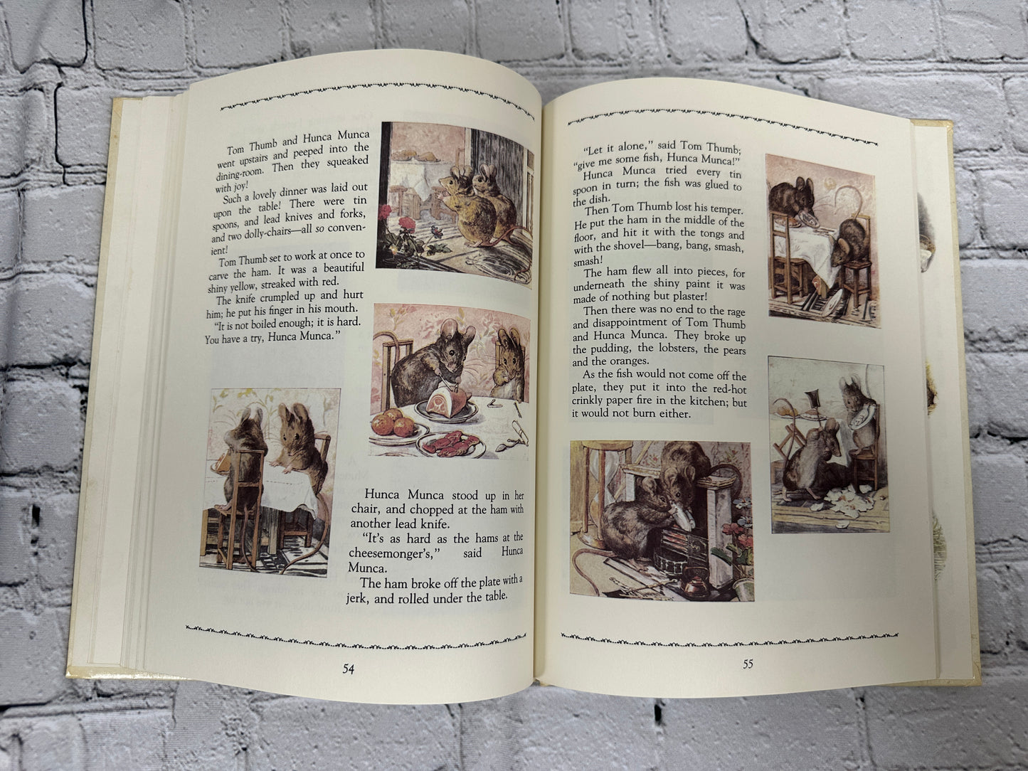 The Giant Treasury of Peter Rabbit by Beatrix Potter [1980]