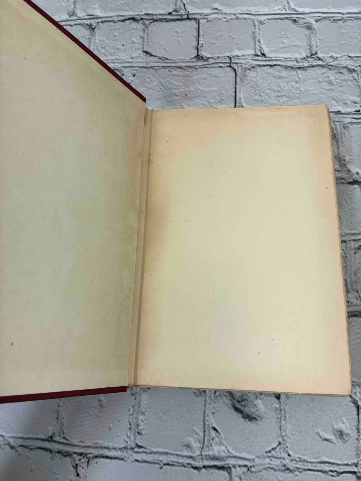 Captain Macklin by Richard Harding Davis, 1906 Scribner's hardcover - front endpapers