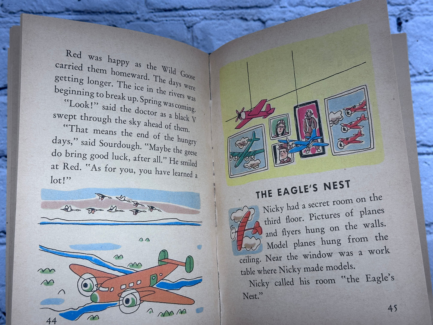 Airplane Stories by Marion Conger [A Sandpiper Book · 1951]