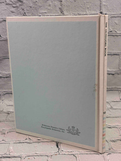 The Outdoors Book, Britannica Discovery Library Vol. 10 hardcover - rear board and spine