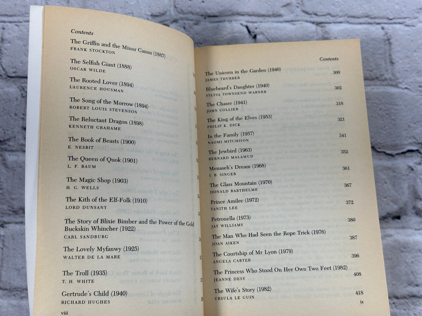 The Oxford Book of Modern Fairy Tales by Alison Lure [1994]