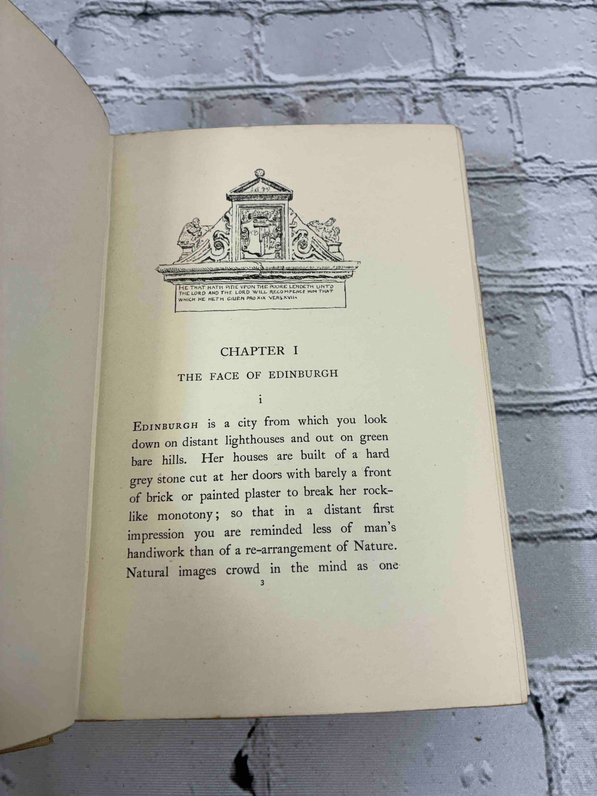 Edinburgh Revisited by James Bone, 1913 Sidgwick & Jackson hardcover - first page of chapter I with drawing