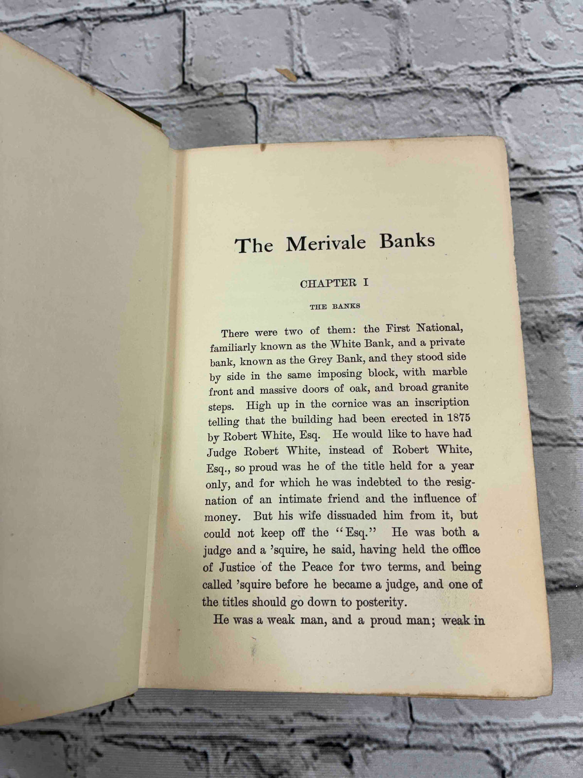 The Merivale Banks by Mary J. Holmes, 1903 G. W. Dillingham hardcover - first page of chapter I