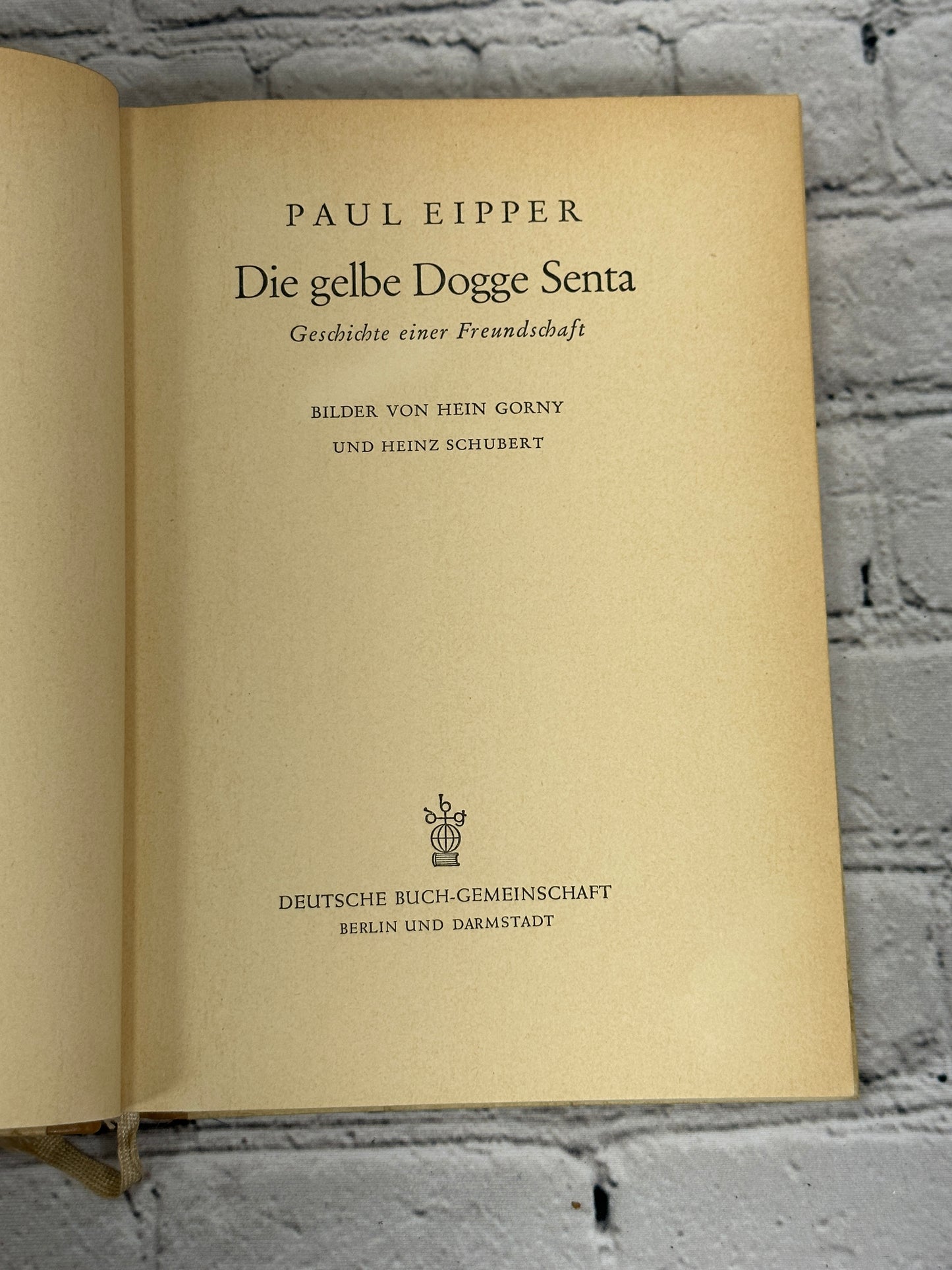 Die gelbe Dogge Senta by Paul Eipper [1953]