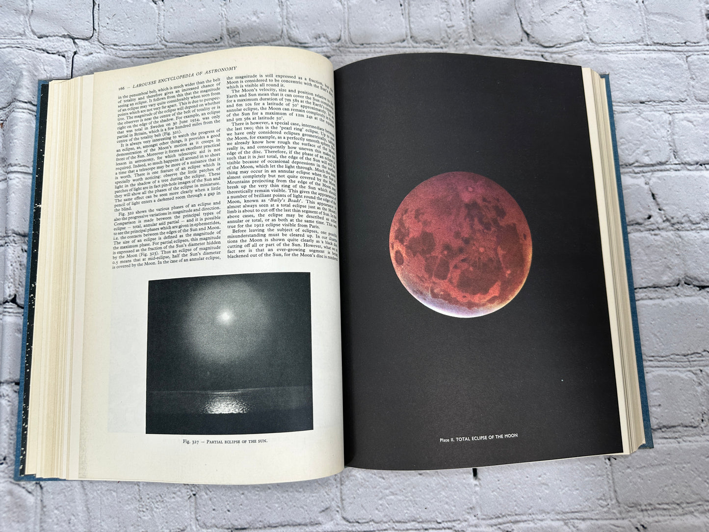 Larousse Encyclopedia of Astronomy by Lucien Rudaux [1959]