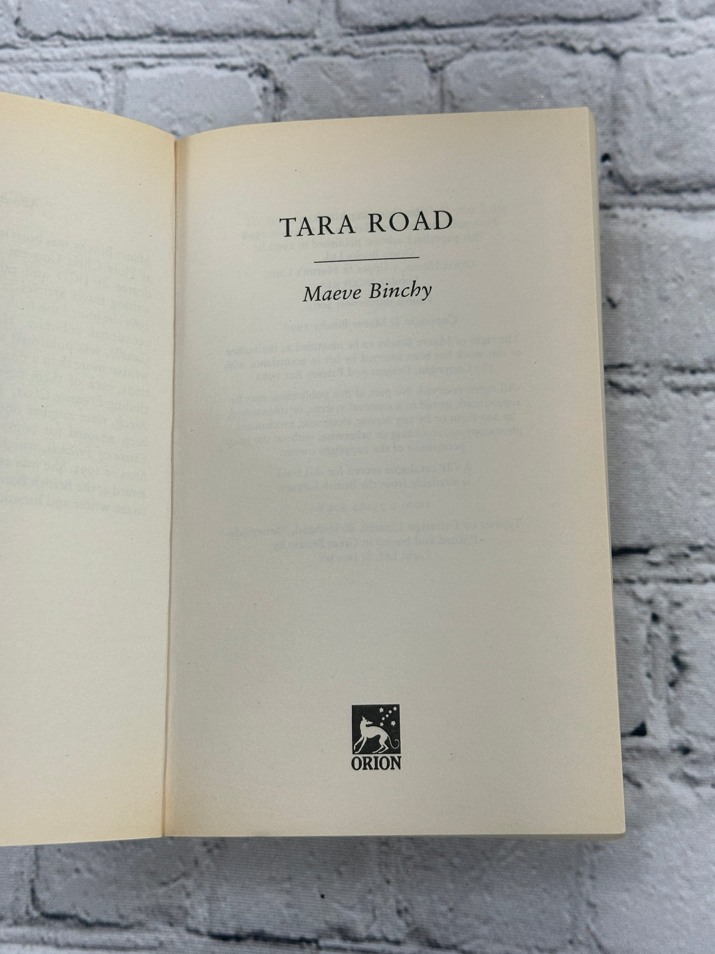 Tara Road by Maeve Binchy [2001]