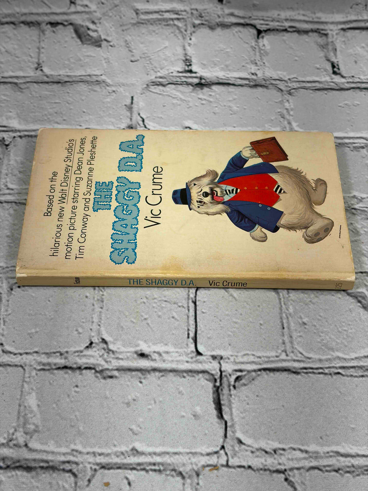 The Shaggy D.A. by Vic Crume, 1976 Fawcett Gold Medal paperback - spine