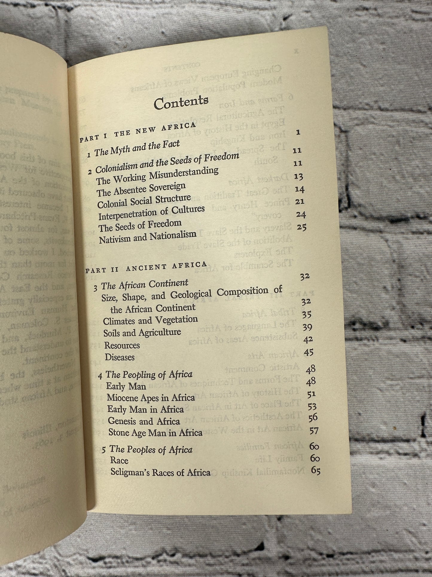 Africa and Africans: Africa Explored Anew From Prehistory, Paul Bohannan [1964]