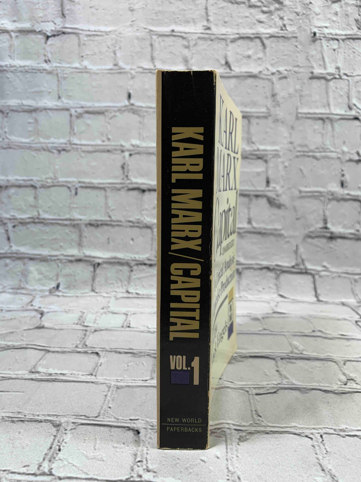Capital: A Critical Analysis of Capitalist Production (Volume 1)