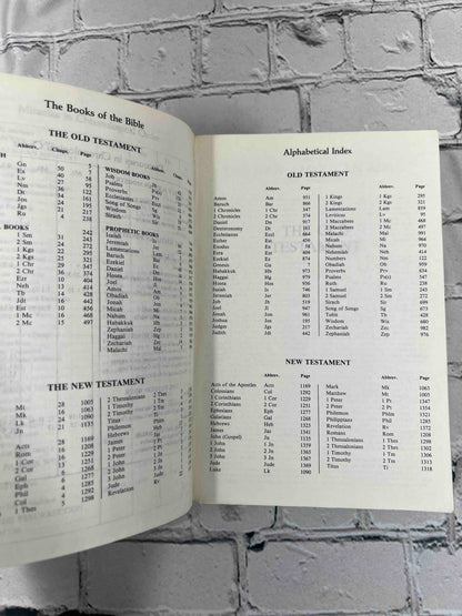 The New American Bible For Catholics (2403 · Red Letter Edition)