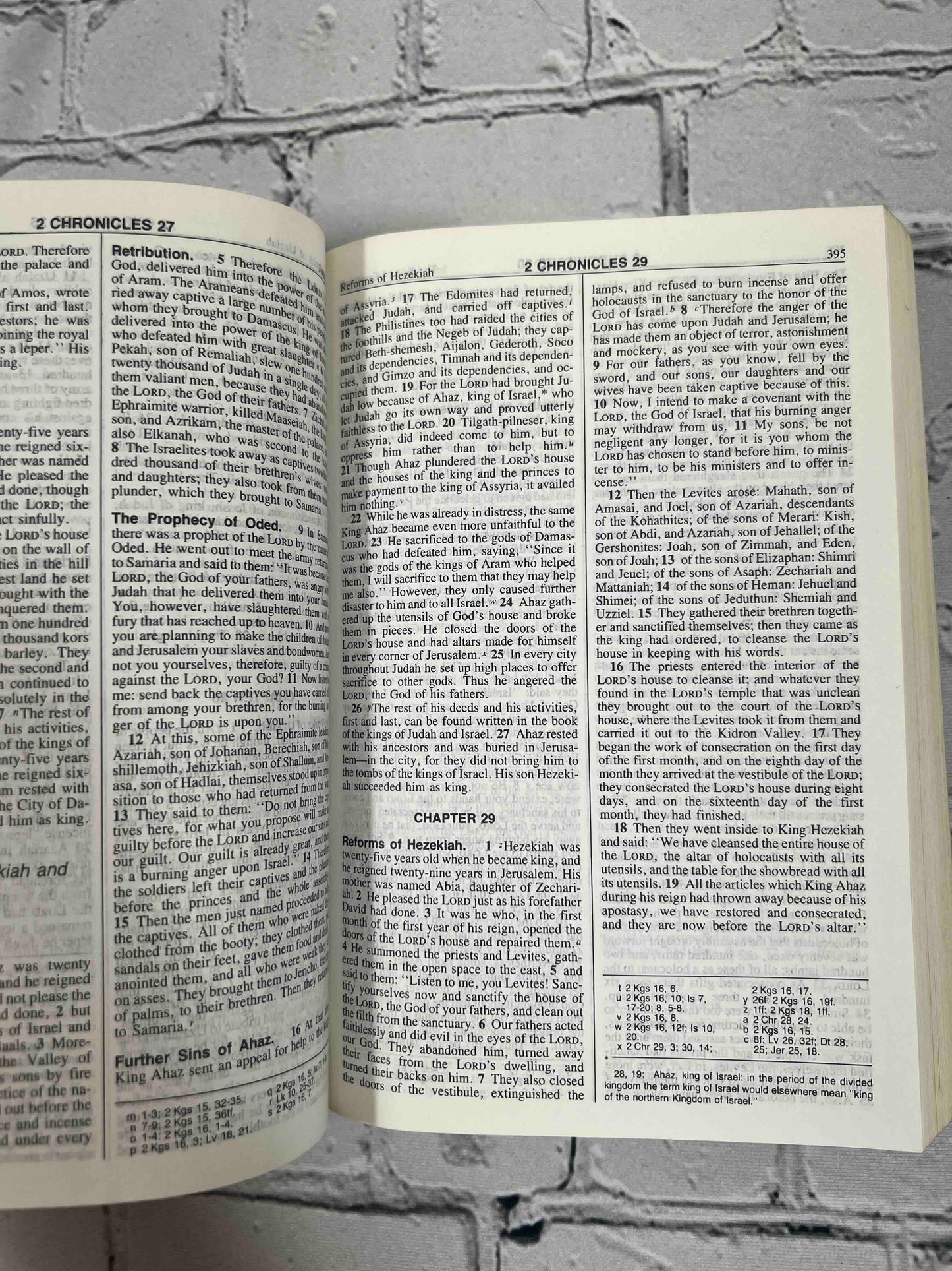 The New American Bible For Catholics (2403 · Red Letter Edition)