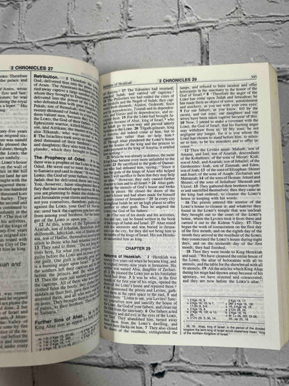 The New American Bible For Catholics (2403 · Red Letter Edition)