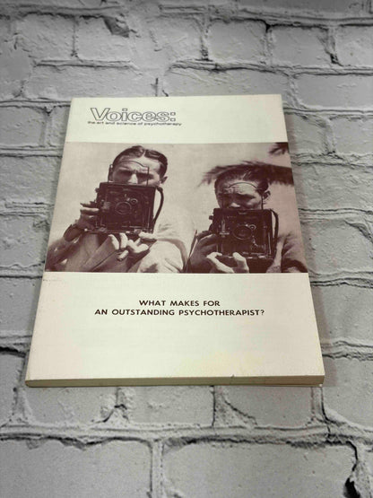 Voices: The Art and Science of Psychotherapy, Winter 1989 - front cover angled view