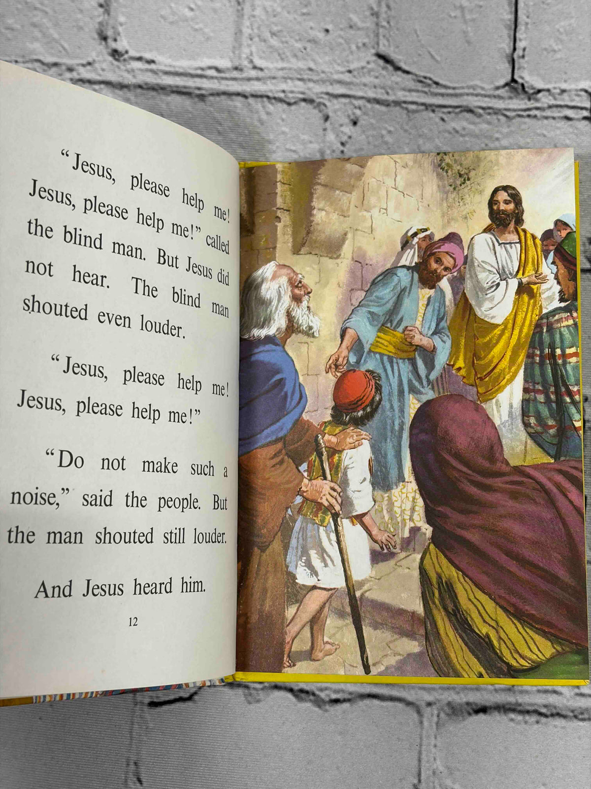 Lot of 8 vintage Ladybird books - Stories about Jesus the Helper illustrated page
