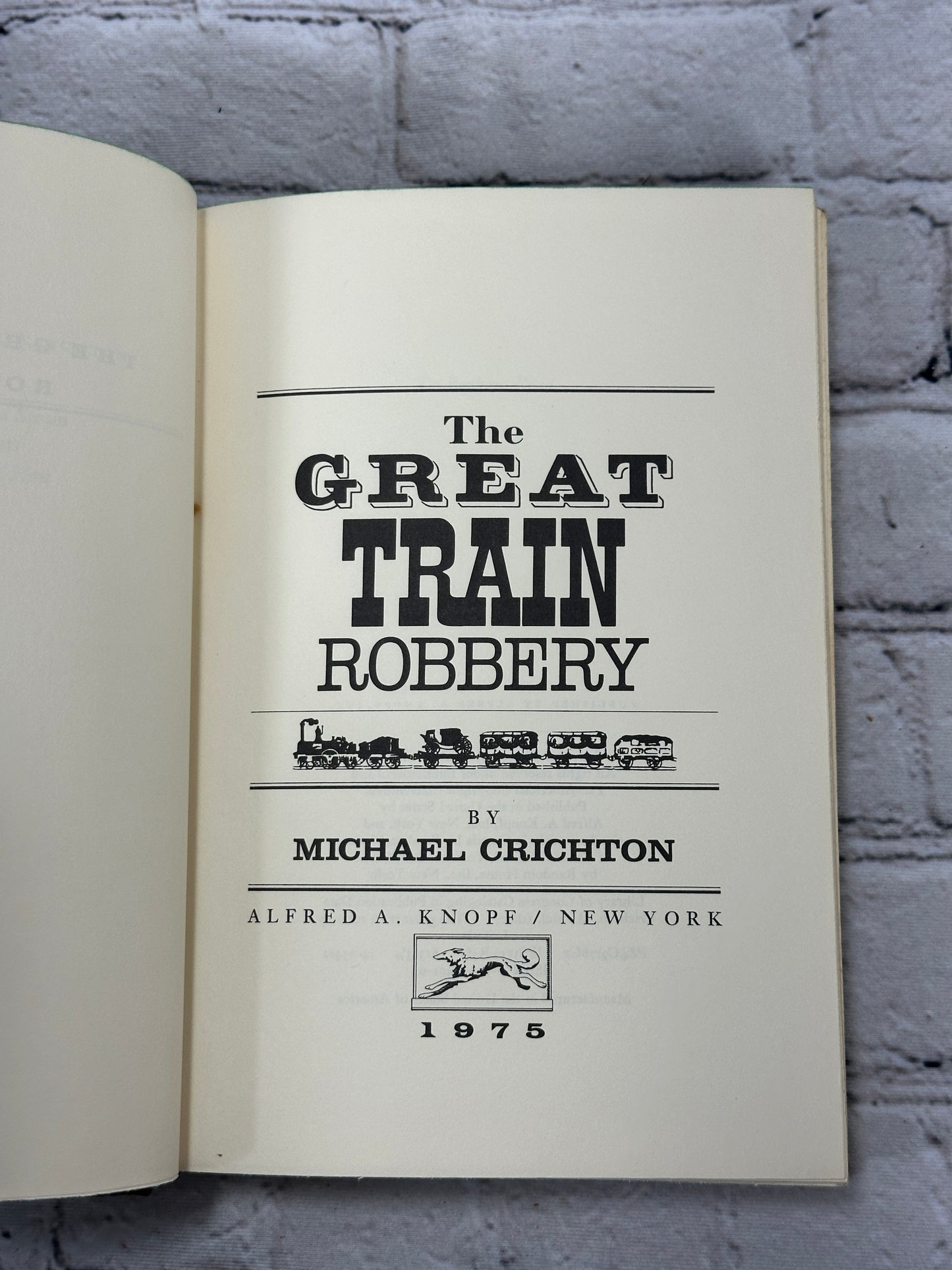 The Great Train Robbery by Michael Crichton [Book Club Edition · 1975]