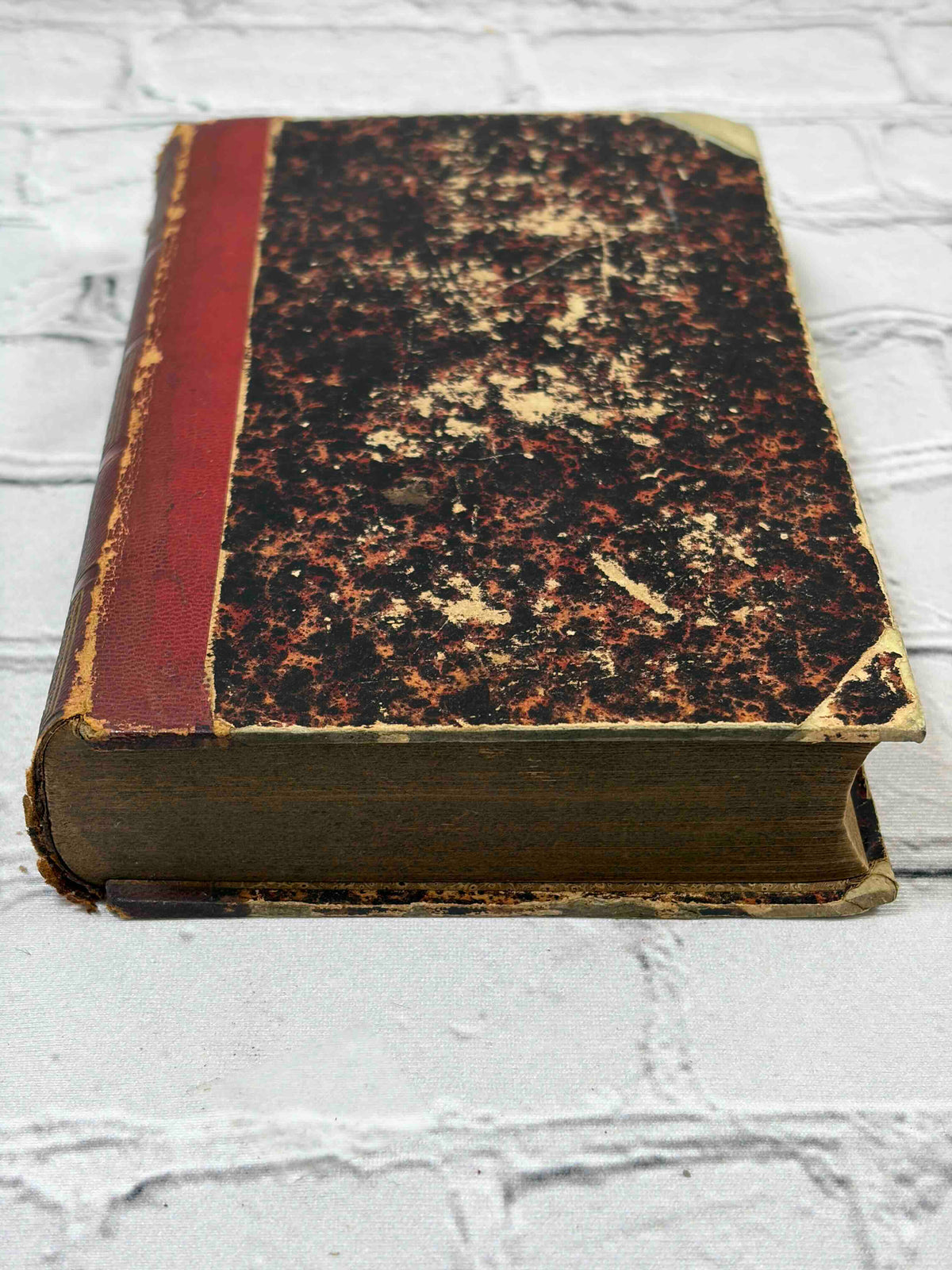 Lettres de Mme de Sevigne, 1851 Firmin Didot - top view of rear cover