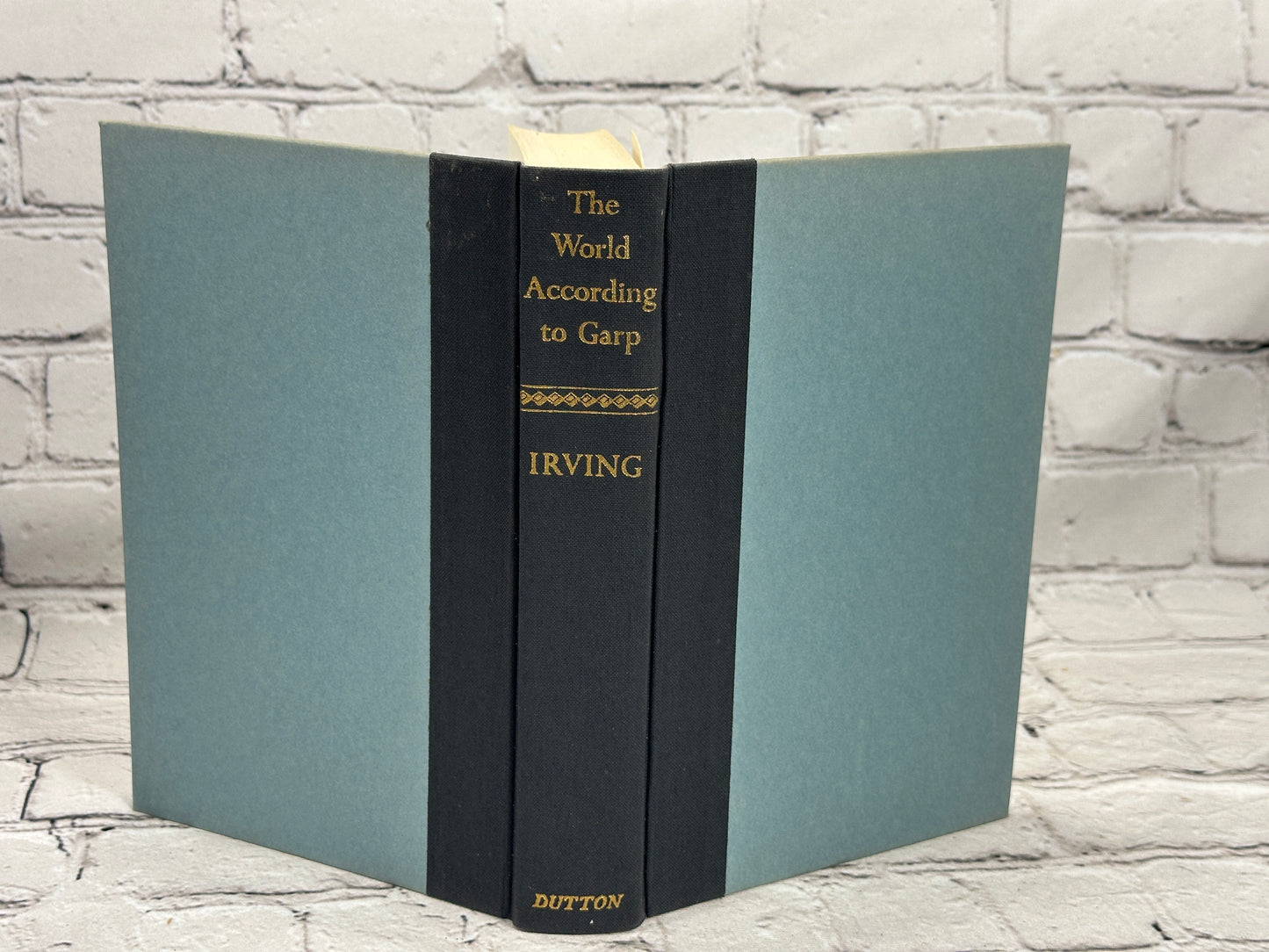 The World According To Garp By John Irving [Reprint by Book Thrift · 1978]