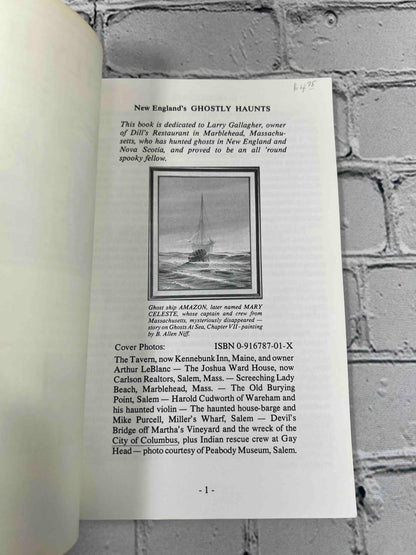 New England's Ghostly Haunts (Collectible Classics Series, Number 2)