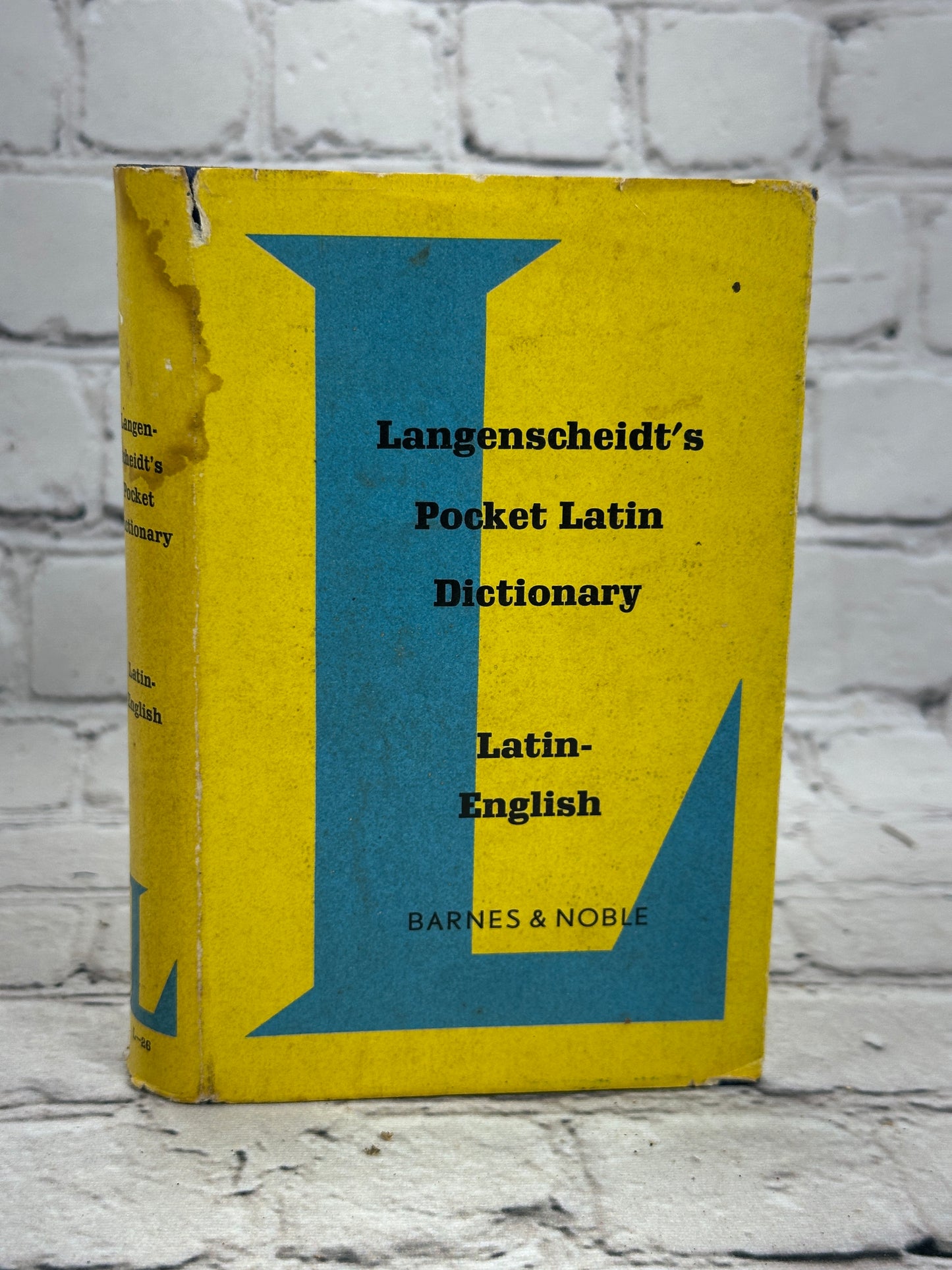 Langenscheidt's Pocket Latin Dictionary (Latin - English) [1960]