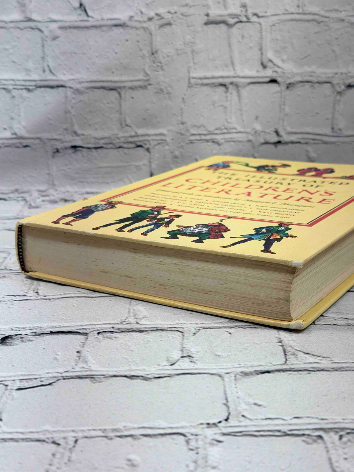 The Illustrated Treasury of Children's Literature