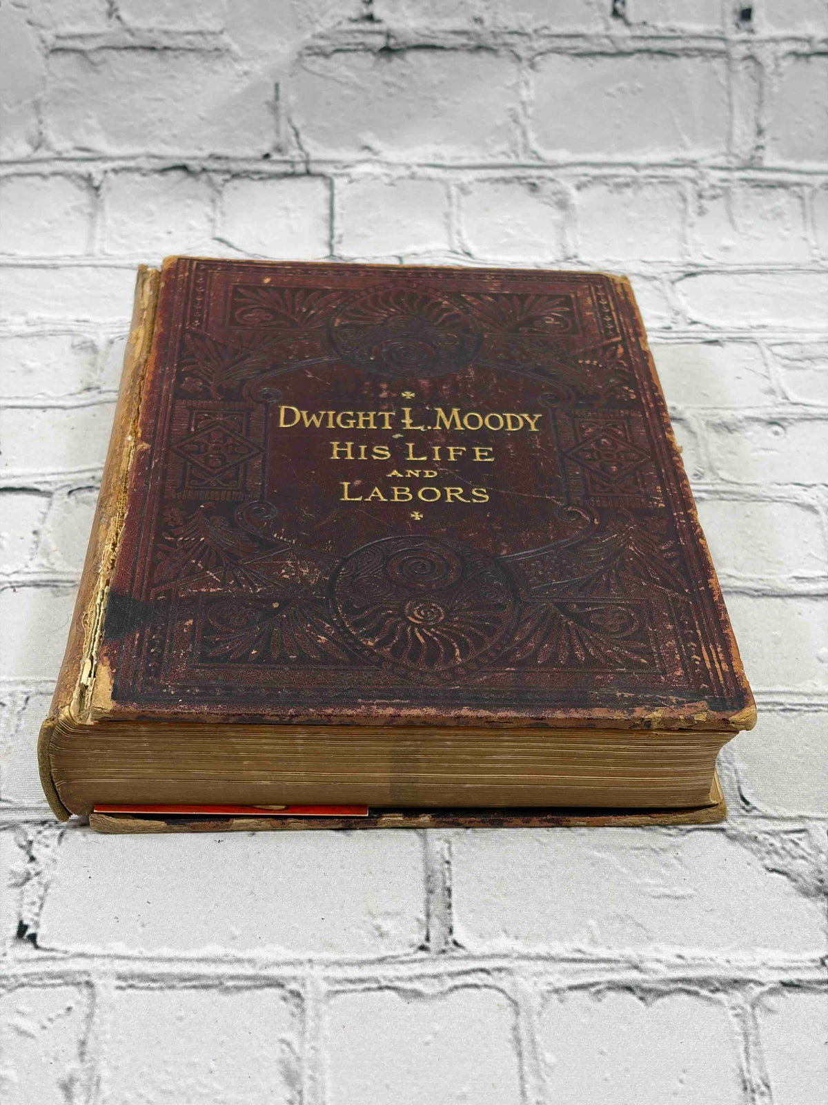 Life and Labors of Dwight L. Moody by Henry Davenport Northrop, 1899 - front cover and page edges
