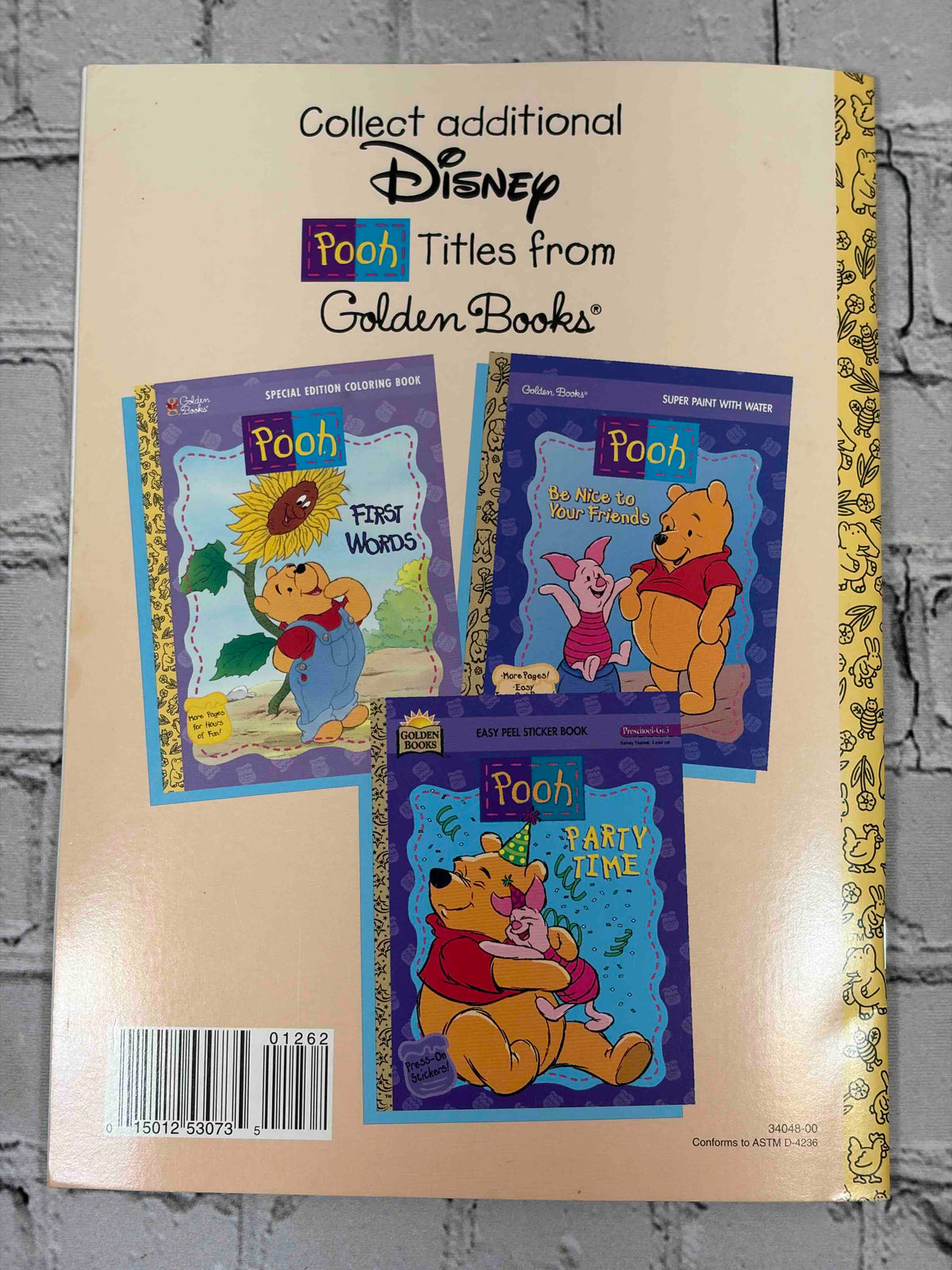 Pooh Paint Box Book: Here Comes Christmas, Golden Books - back cover