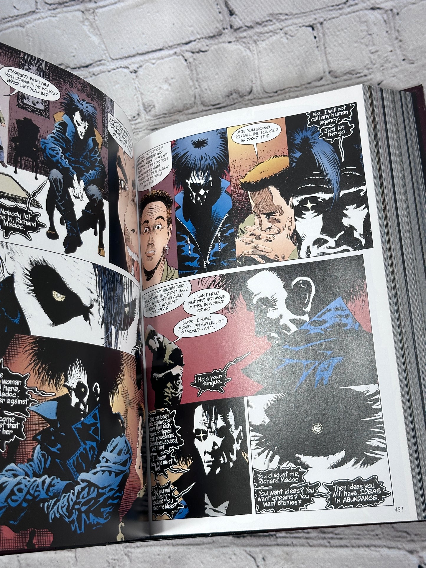 The Sandman Omnibus Volume 1 Neil Gaiman[DC Comics · 2013]