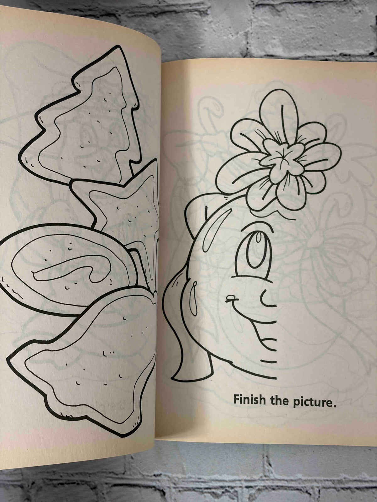 Christmas Jumbo Fun Coloring & Activity Book, 2002 Paradise Press - finish the picture activity