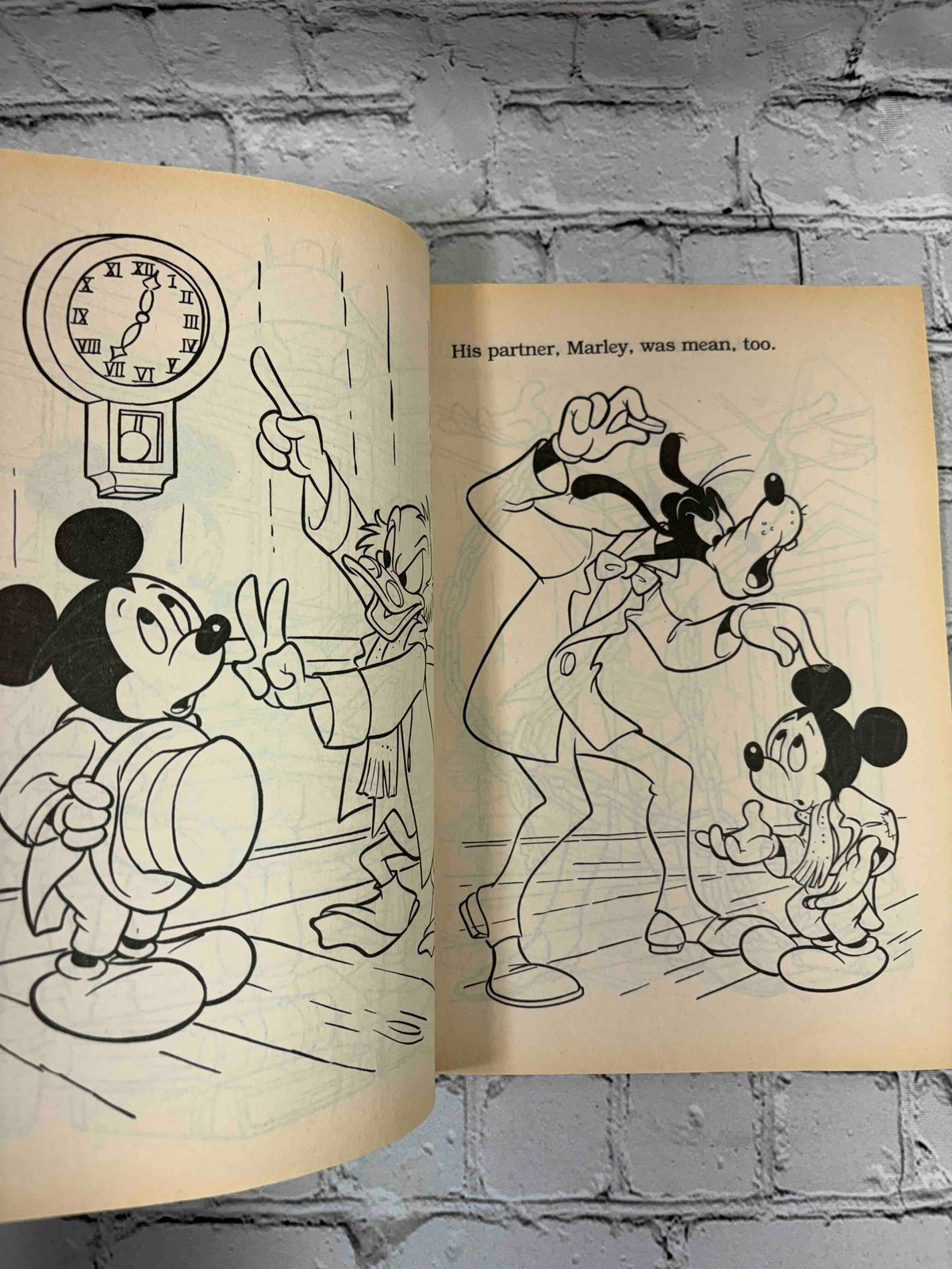 Disney's Christmas Book Featuring Mickey's Christmas Carol, 1989 Golden coloring book - coloring pages