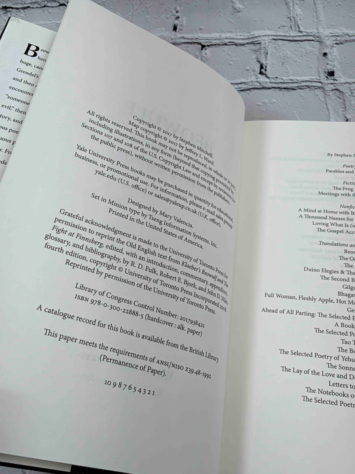 Beowulf: A New Verse Translation