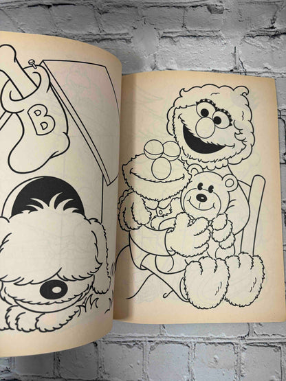 Sesame Street Elmo's Christmas, 1995 Golden coloring book - coloring pages