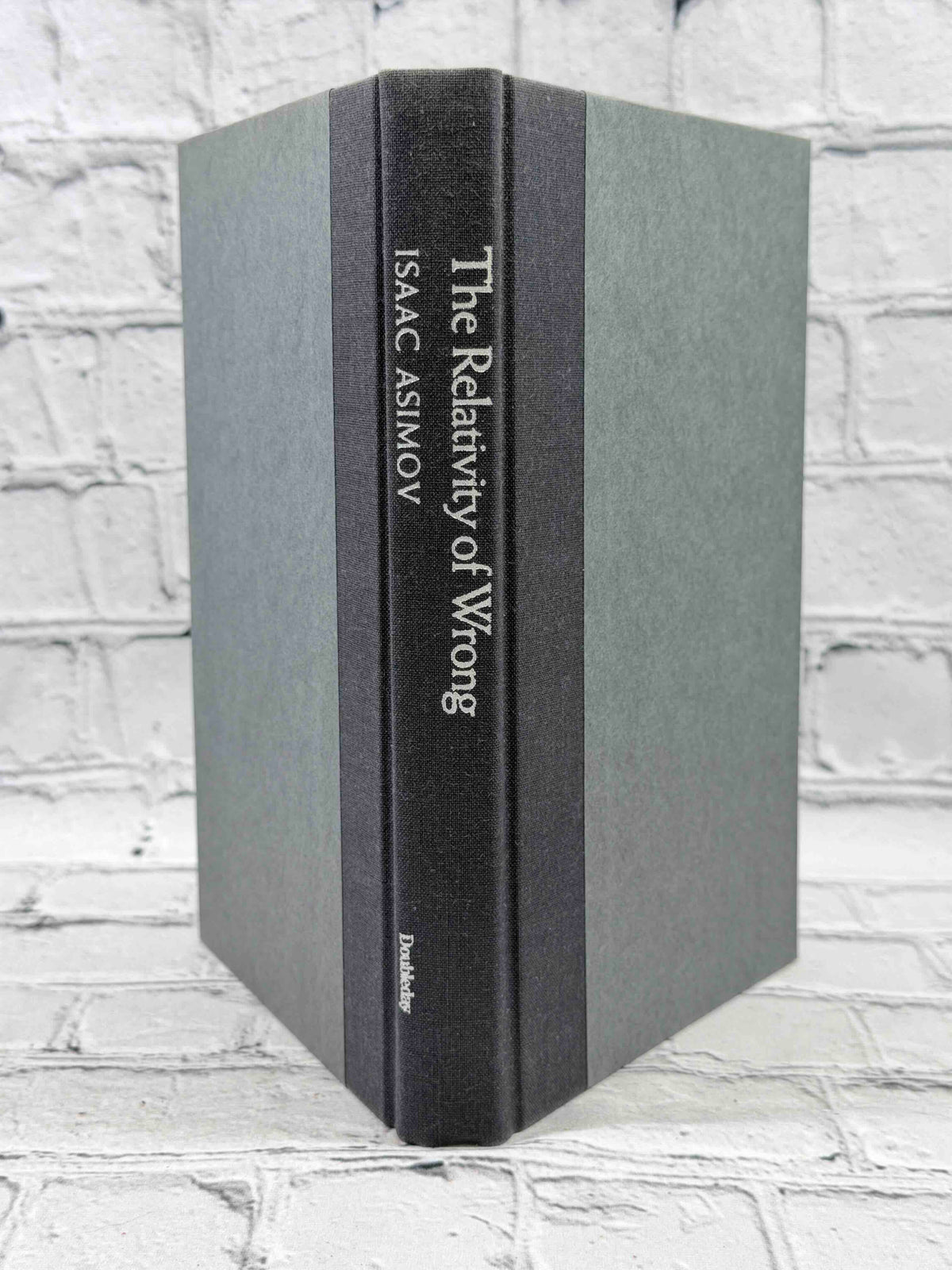 The Relativity of Wrong: Essays on Science