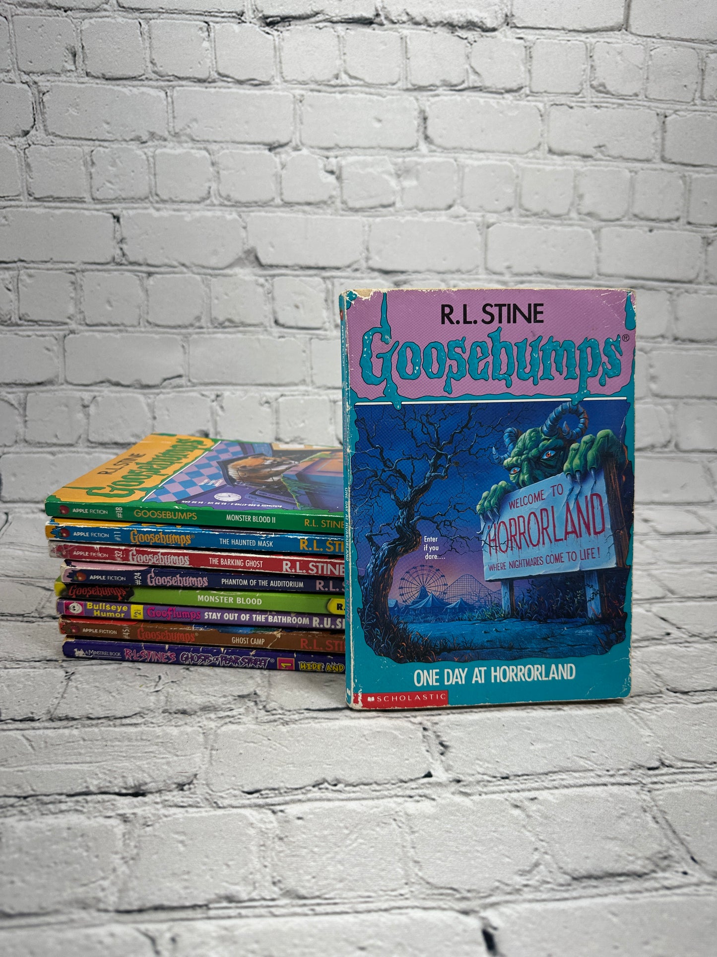 R.L. Stine Goosebumps & Ghosts of Fear Street / R U Slime parody [Lot of 9 · 1990s]