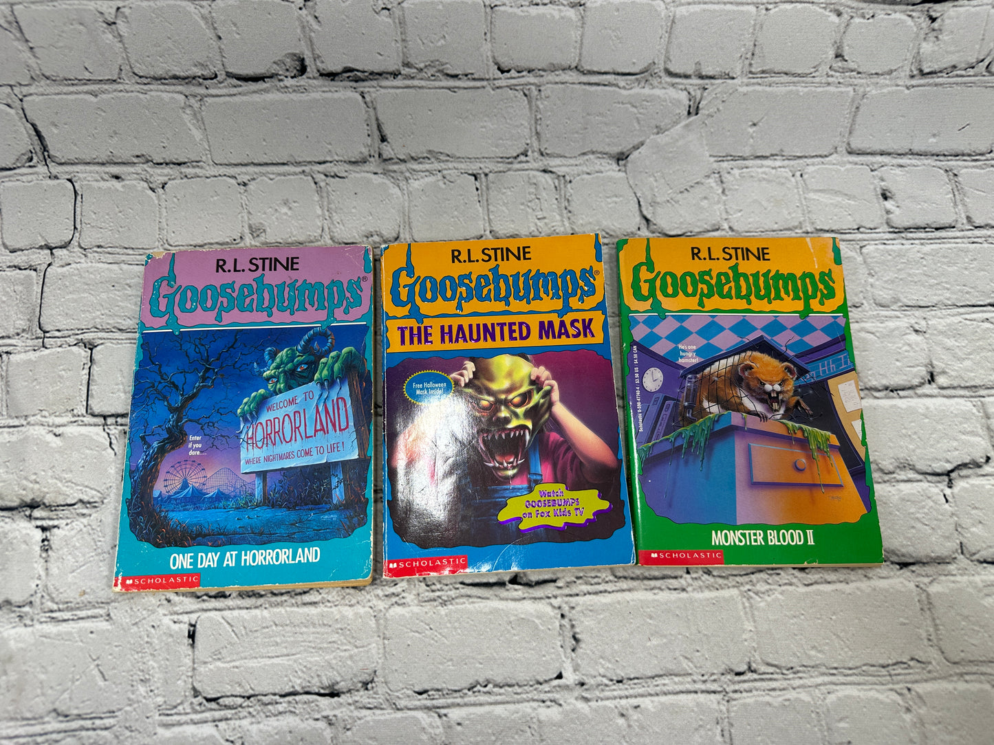 R.L. Stine Goosebumps & Ghosts of Fear Street / R U Slime parody [Lot of 9 · 1990s]