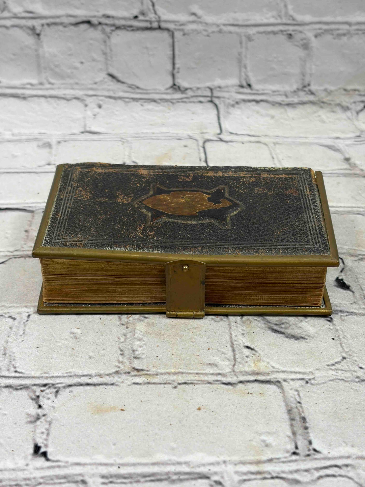 The Holy Bible: King James Version