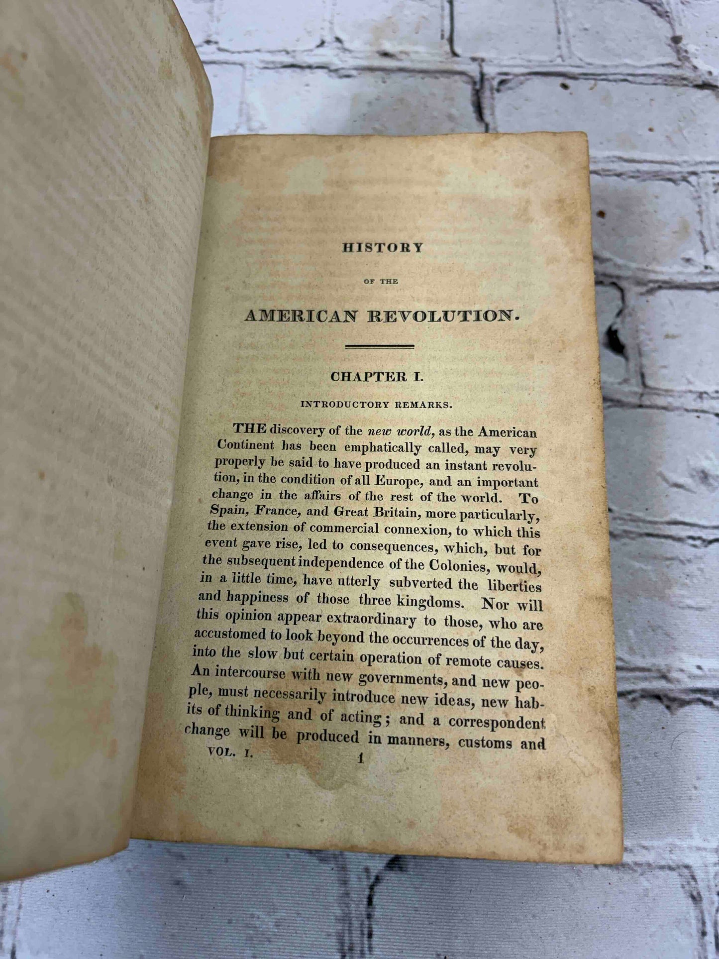 A History of the American Revolution (Volume 1)