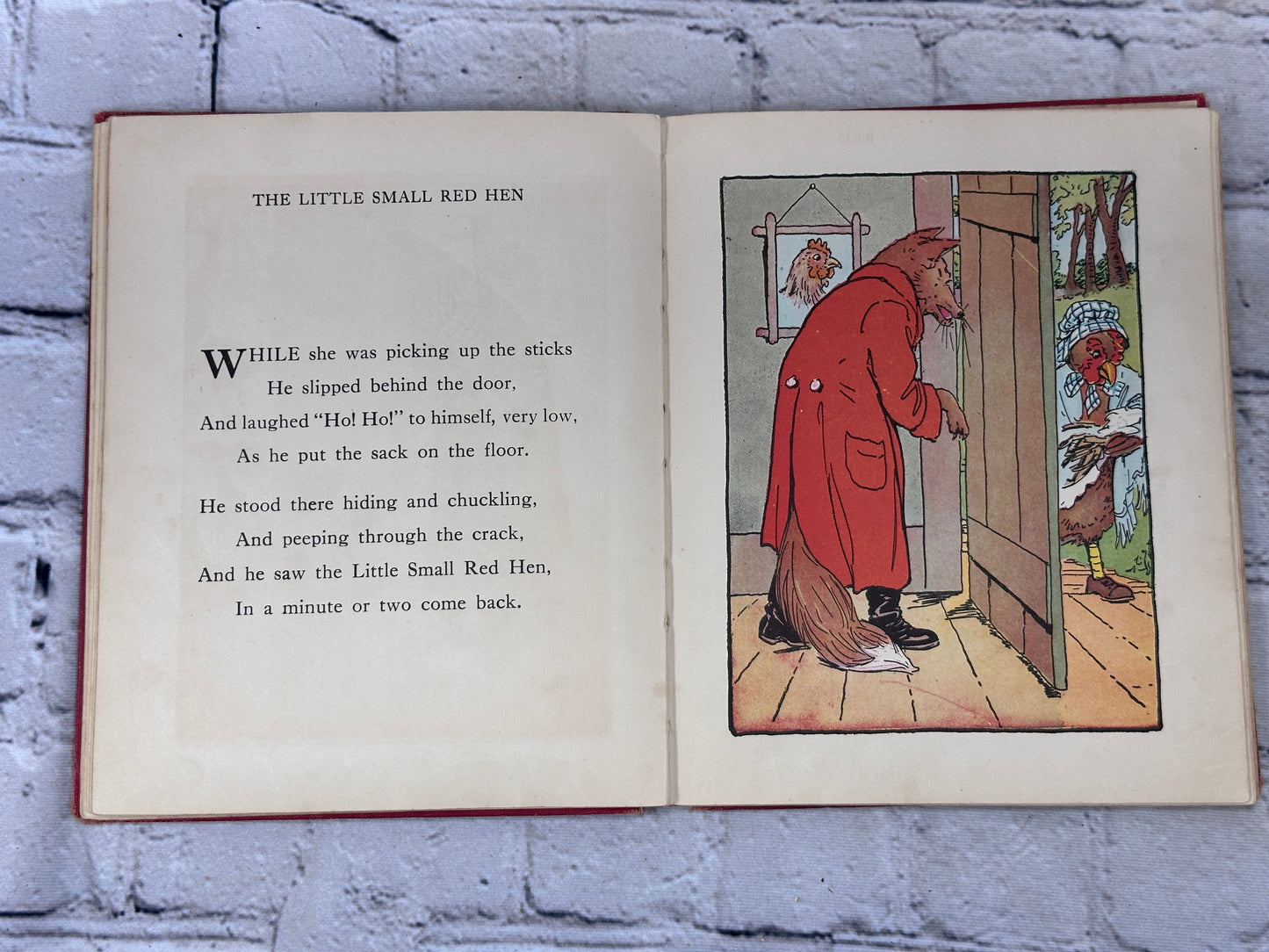 The Little Small Red Hen [25 Colored Illustrations · M.A Donohue · 1922]