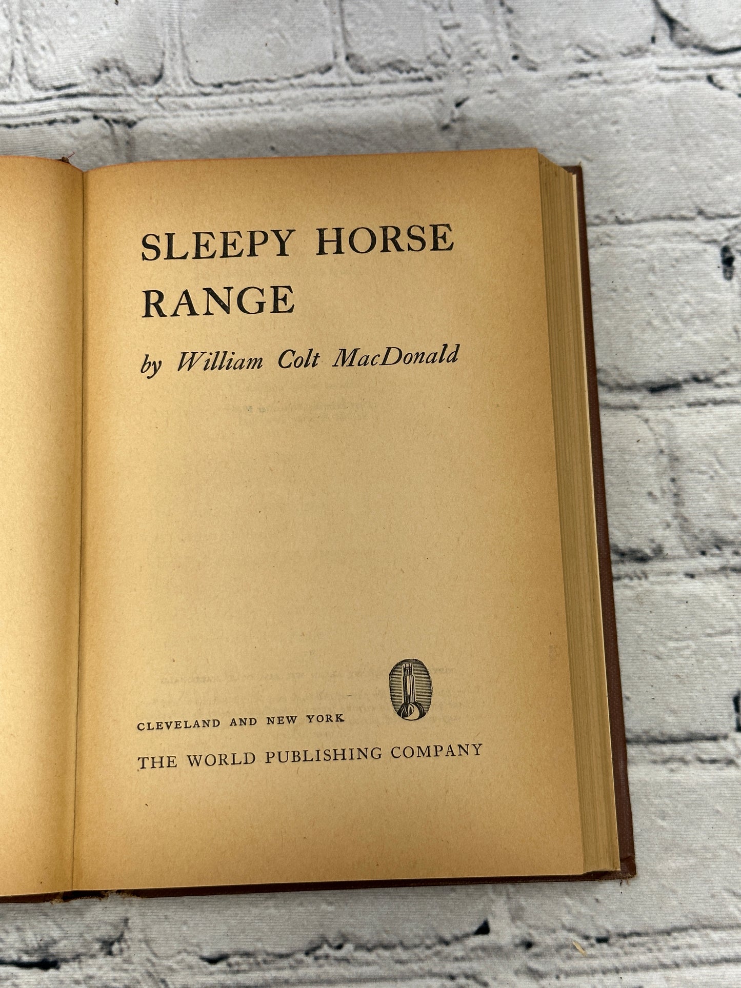 Sleepy Horse Range by William Colt MacDonald [1945 · Tower Books Edition]