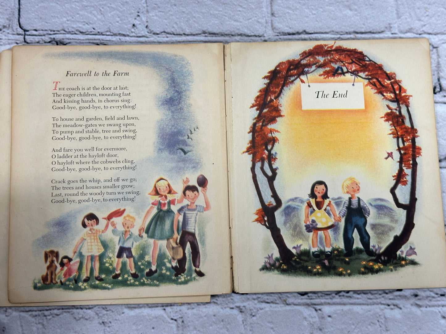 A Childs Garden Of Verses by Robert L. Stevenson [Lamplighter Series · 1945]