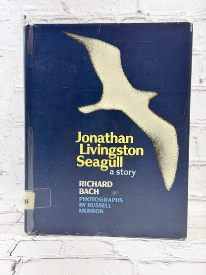 Jonathan Livingston Seagull: A Story