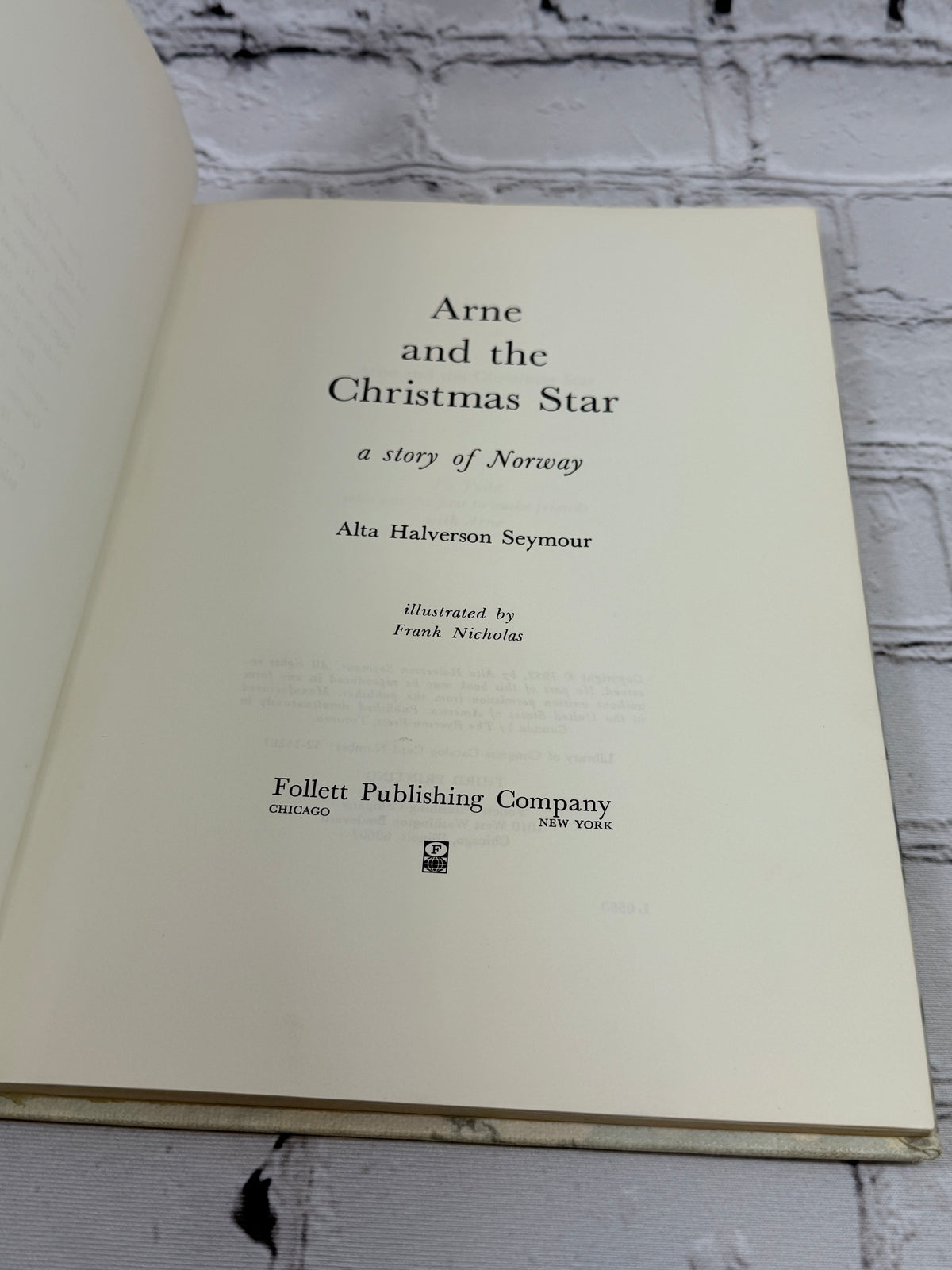 Arne and the Christmas Star: A Story of Norway