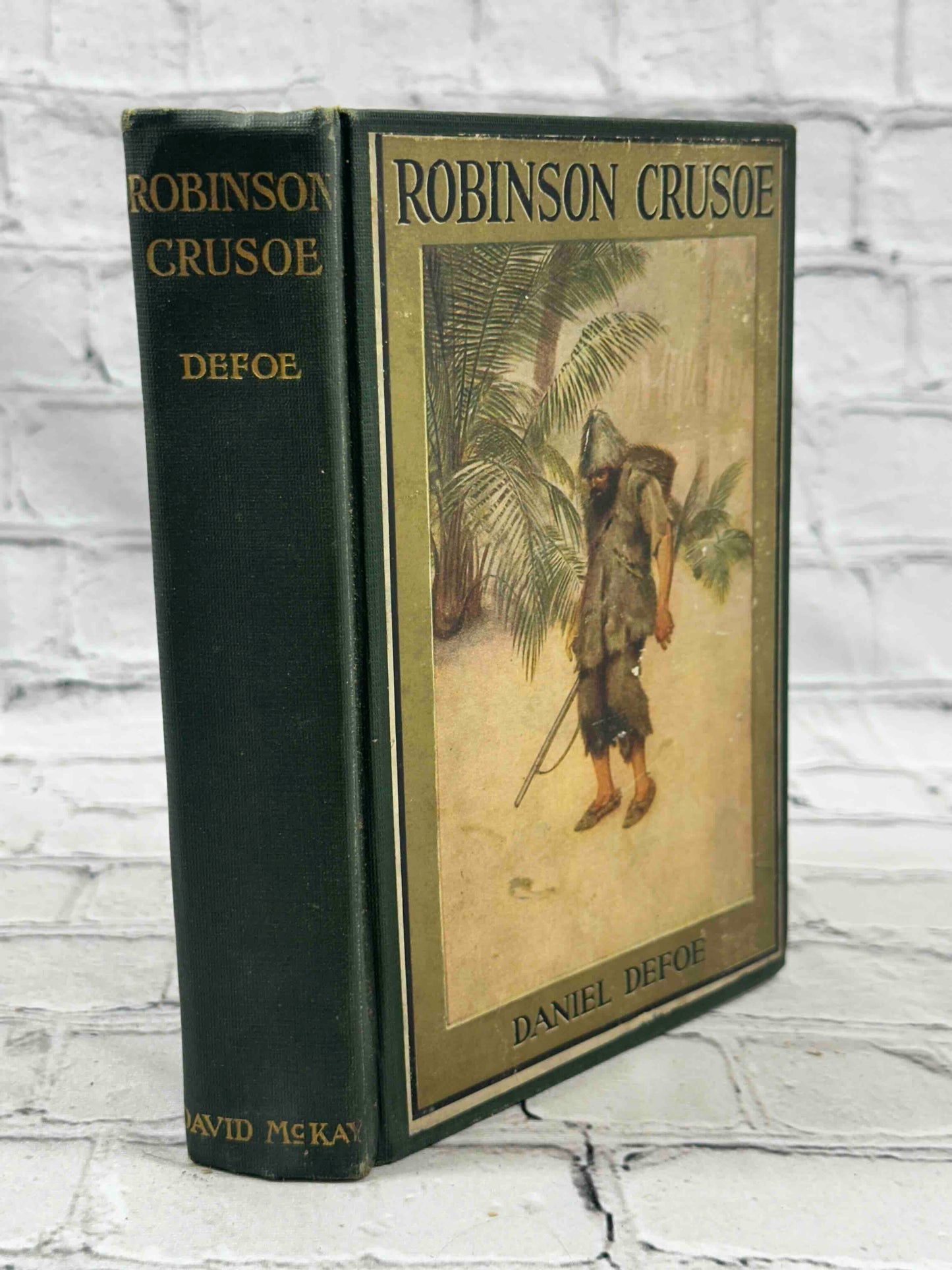 Robinson Crusoe (Golden Books for Children)