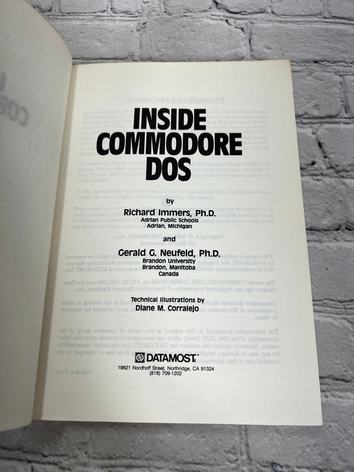 Inside Commodore DOS Complete Guide 1541 Disk Operating System [2nd Print · 1985]