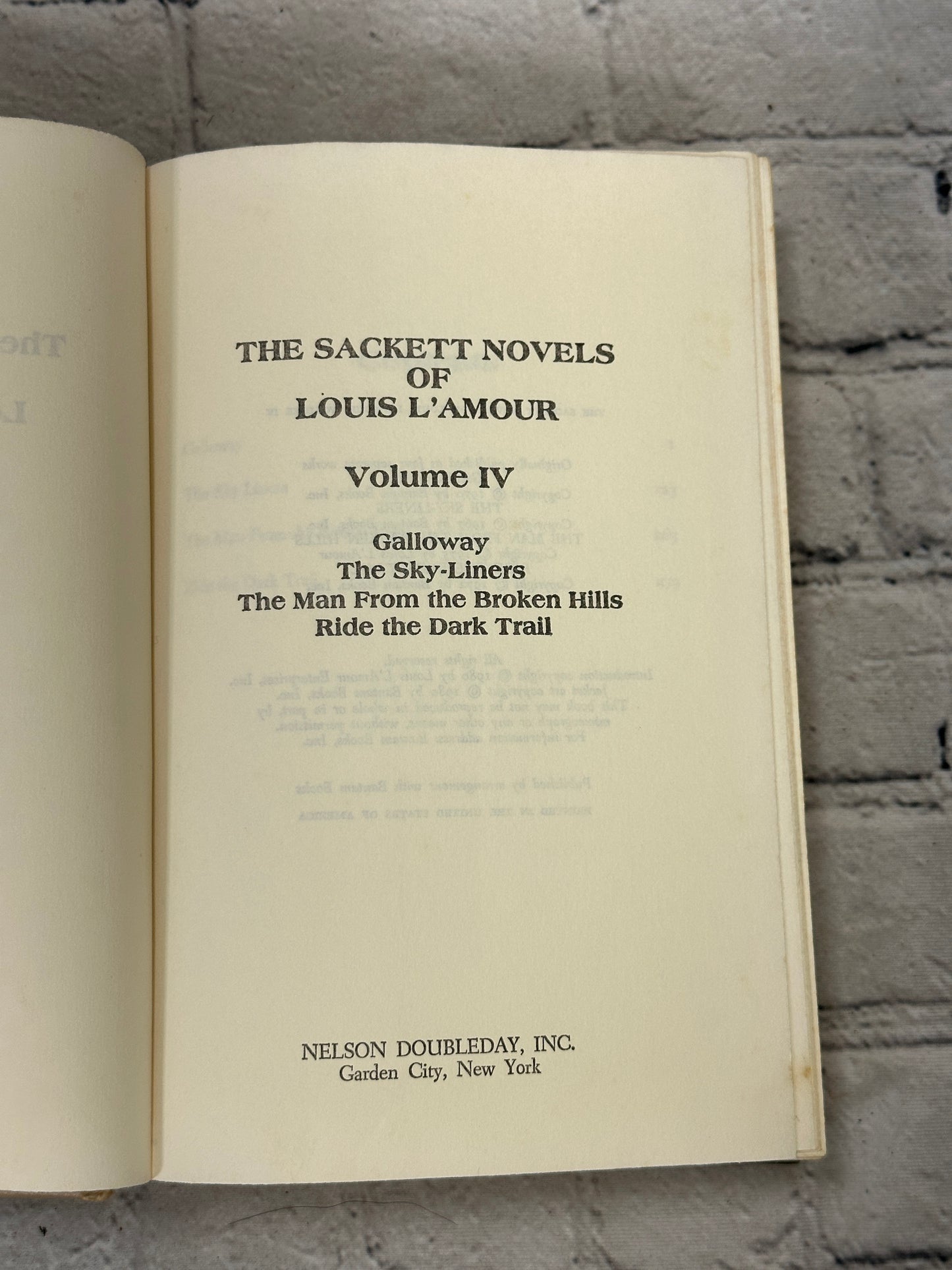 The Sackett Novels of Louis L'Amour Volume IV (1980)