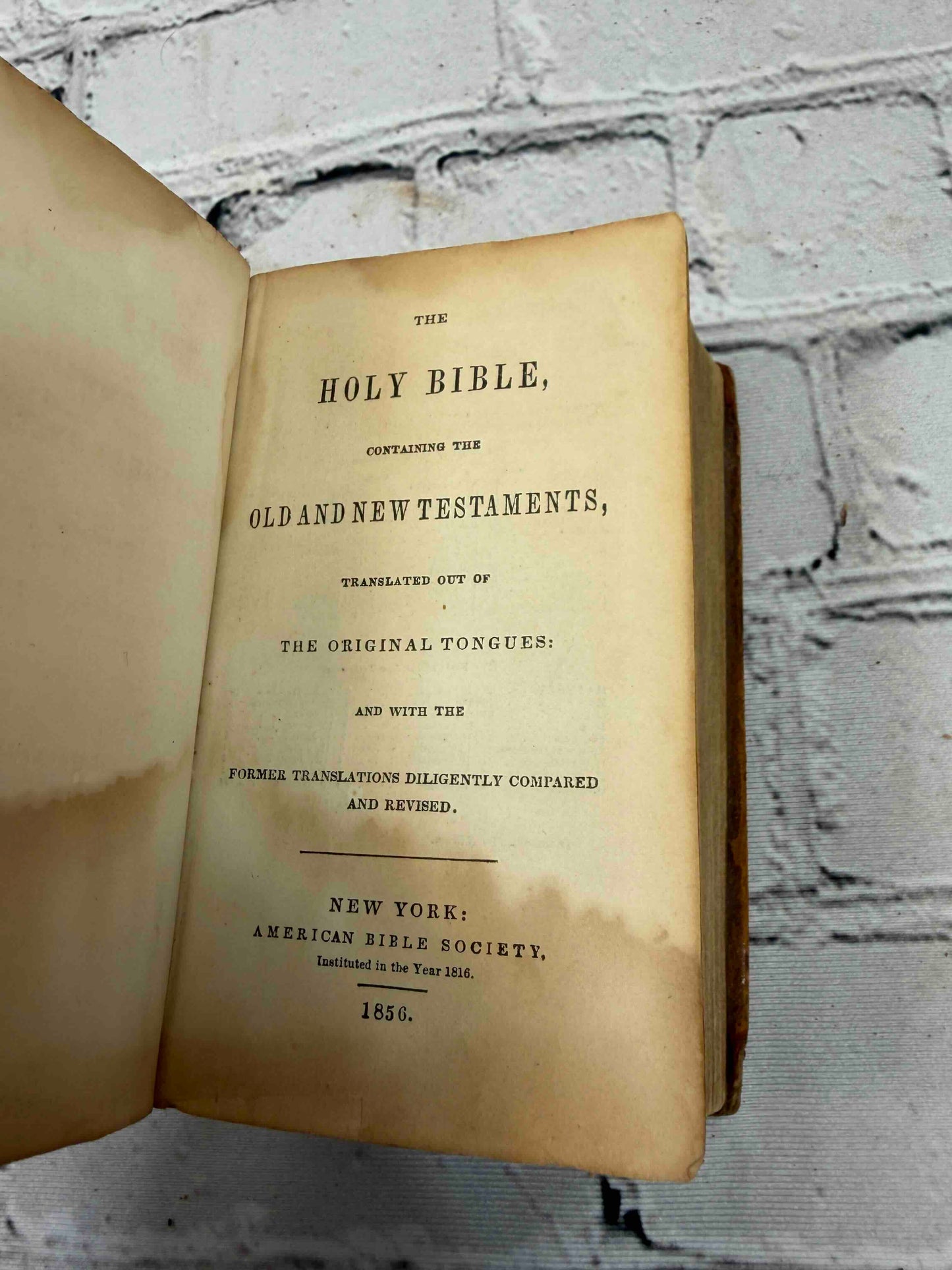 The Holy Bible Old & New Testaments Translated from Original Tongues