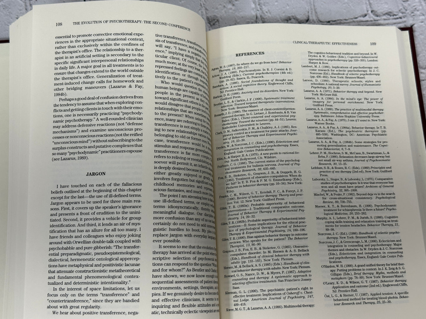 The Evolution of Psychotherapy: the Second Conference By Zeig, Jeffrey [1992]