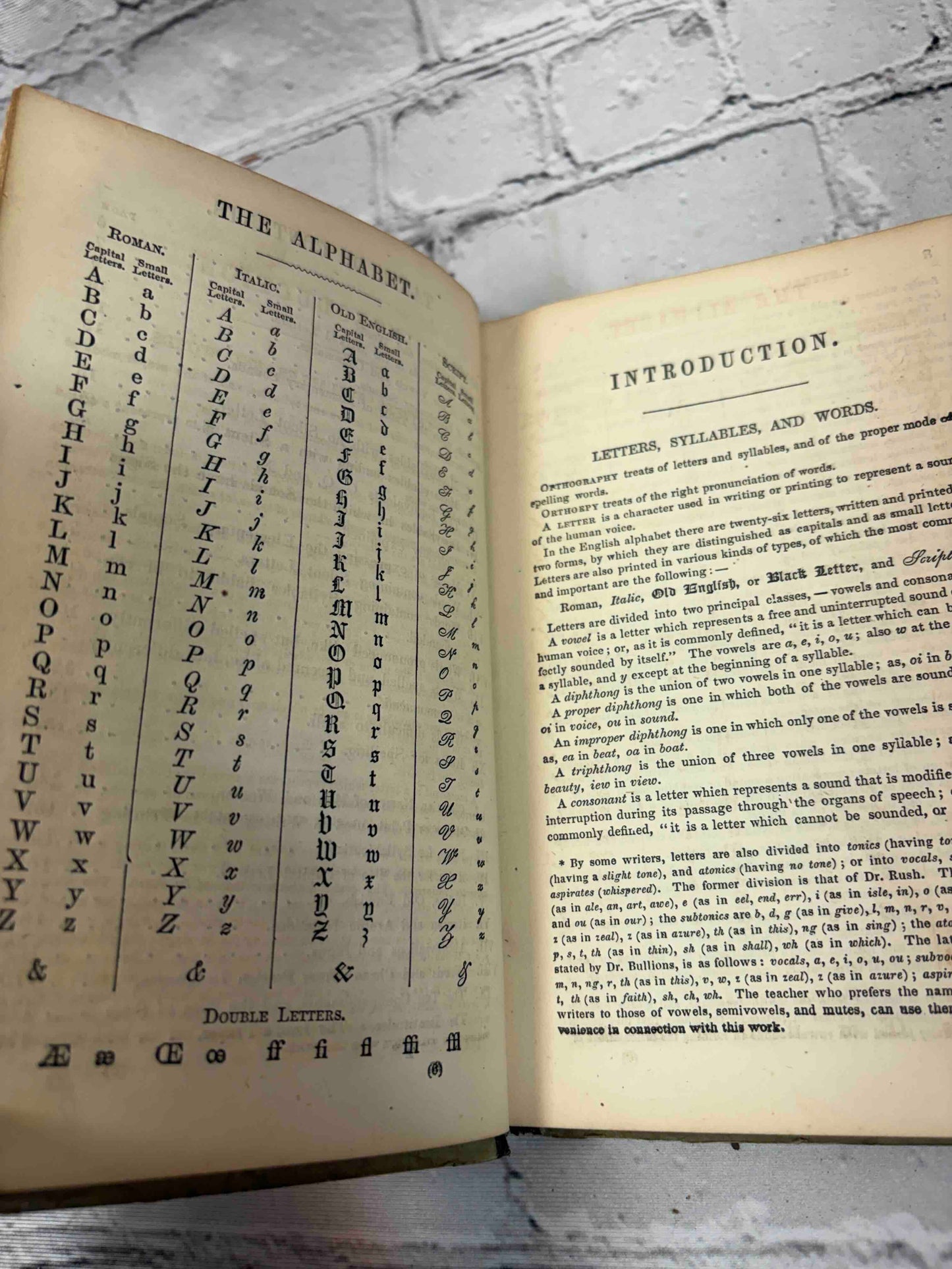 Worcester's Pronouncing Spelling-Book of the English Language
